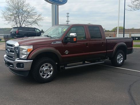 Used 2016 Ford F250 Lariat w/ Lariat Ultimate Package AWD/4WD image 11