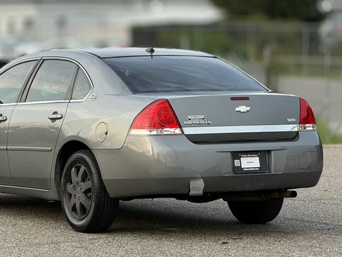 Used 2007 Chevrolet Impala LS FWD image 16