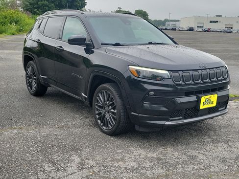 Used 2022 Jeep Compass High Altitude AWD/4WD image 3