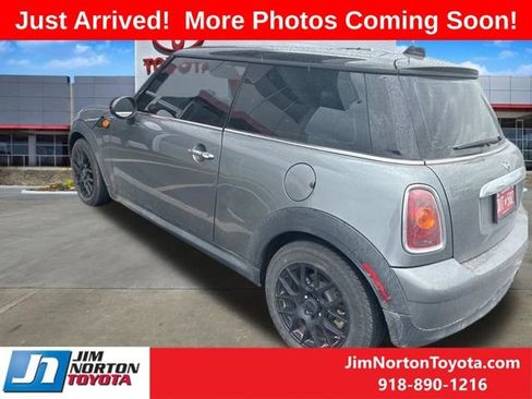 Used 2010 MINI Cooper Hardtop FWD image 5