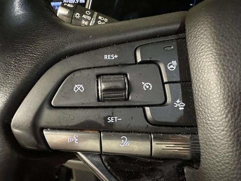 Certified 2022 Cadillac Escalade ESV Sport w/ Touring Package AWD/4WD image 33