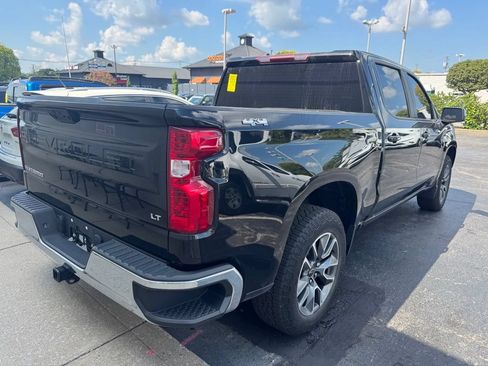 Used 2024 Chevrolet Silverado 1500 LT AWD/4WD image 4