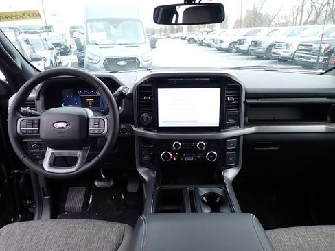 Used 2025 Ford F150 XLT w/ Equipment Group 302A MID image 20