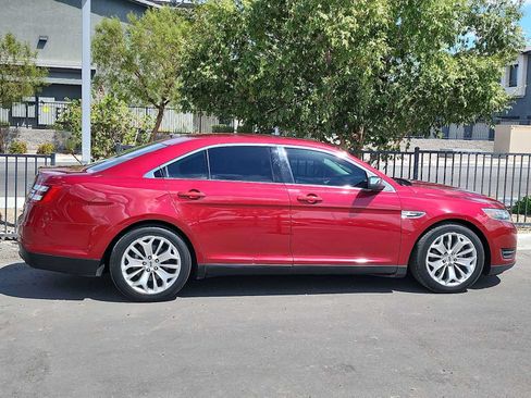 Used 2019 Ford Taurus Limited FWD image 9