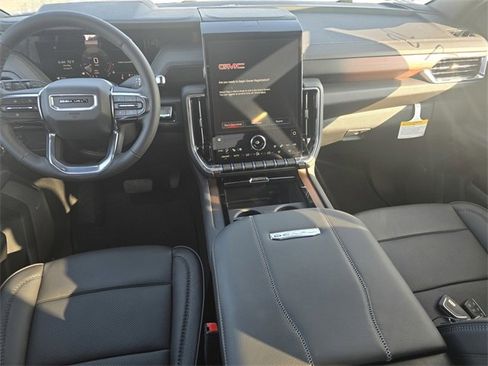 New 2026 GMC Yukon Denali image 13