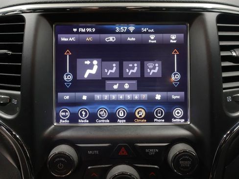 Used 2018 Jeep Grand Cherokee Altitude AWD/4WD image 32