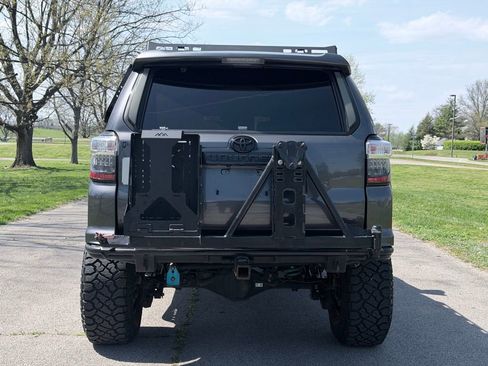 Used 2020 Toyota 4Runner Nightshade AWD/4WD image 36