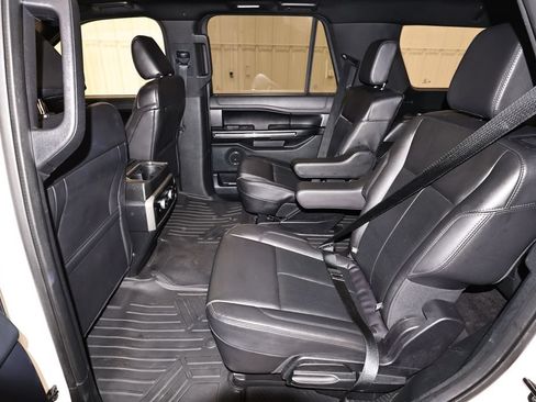 Certified 2021 Ford Expedition XLT AWD/4WD image 16