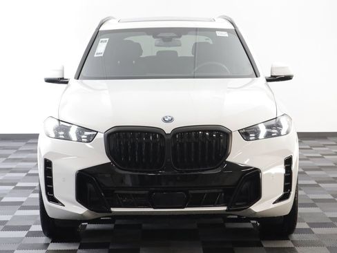 Certified 2025 BMW X5 xDrive50e w/ Executive Package image 25