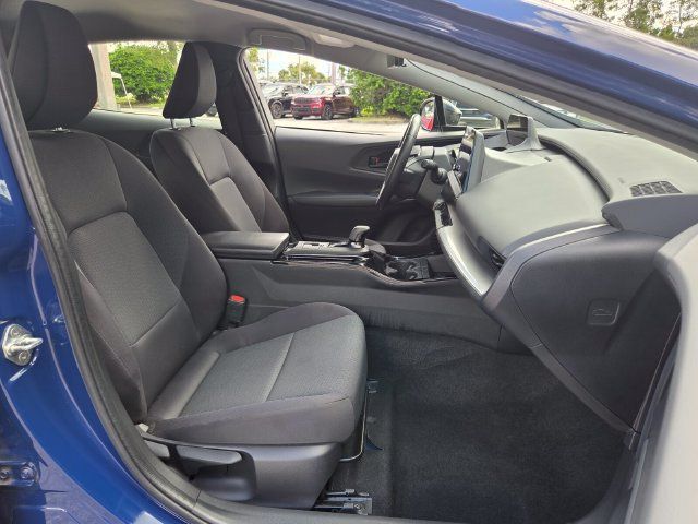 Used 2024 Toyota Prius LE FWD image 20