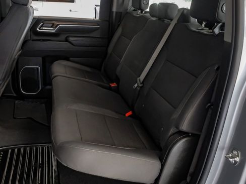 Used 2025 Chevrolet Silverado 2500 LT w/ Convenience Package image 39