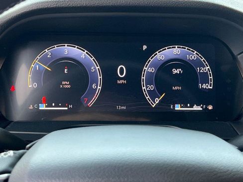 Used 2025 Jeep Grand Cherokee Altitude RWD image 24