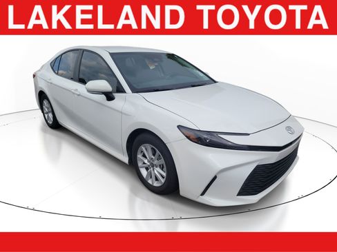 Used 2025 Toyota Camry LE FWD image 1