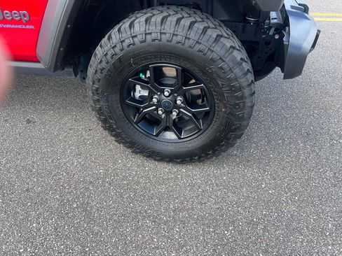 Certified 2025 Jeep Wrangler Unlimited Sport S 4xe AWD/4WD image 11