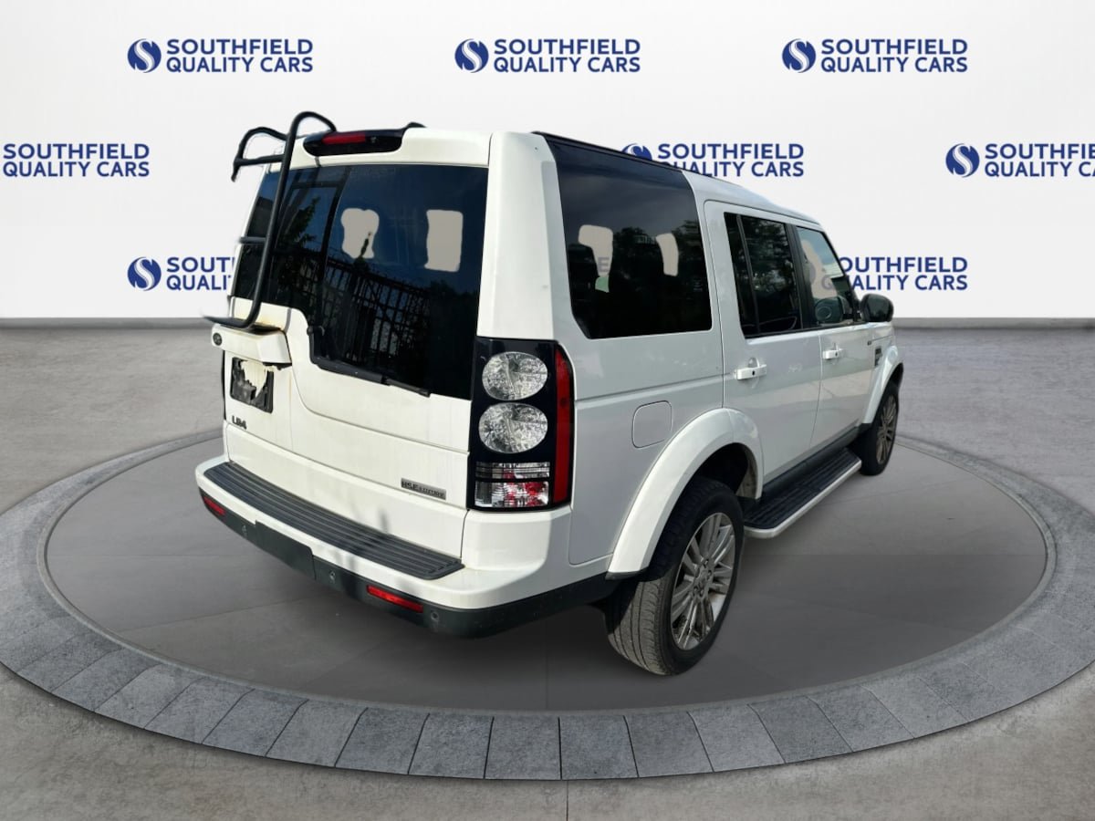 Used 2015 Land Rover LR4 HSE LUX AWD/4WD image 7