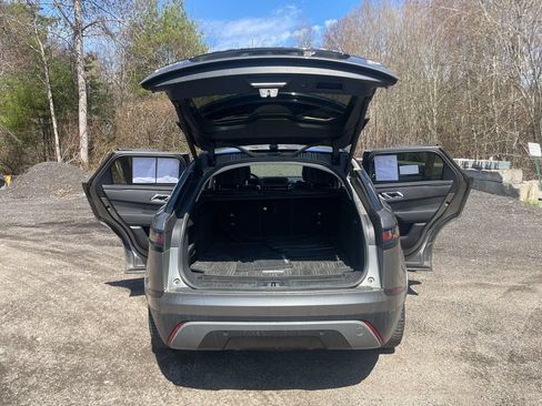 Used 2022 Land Rover Range Rover Velar S AWD/4WD image 25