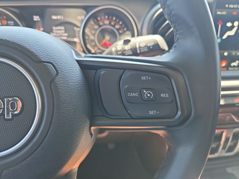 Used 2022 Jeep Wrangler Unlimited Sport AWD/4WD image 12