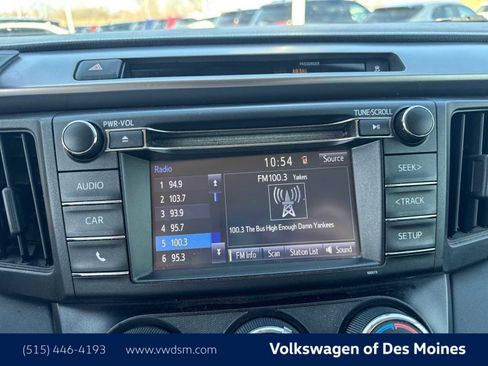 Used 2016 Toyota RAV4 LE image 17