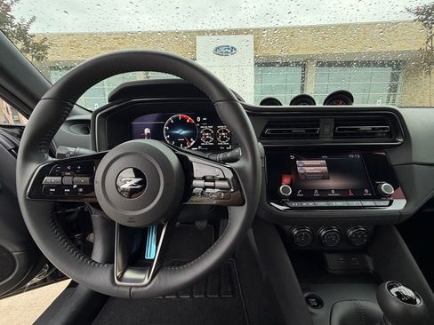 Used 2025 Nissan Z Sport w/ Floor Mat Package RWD image 5
