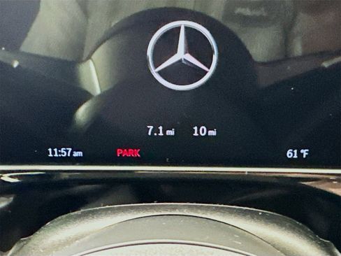 New 2026 Mercedes-Benz E 53 AMG e 4MATIC Sedan image 13