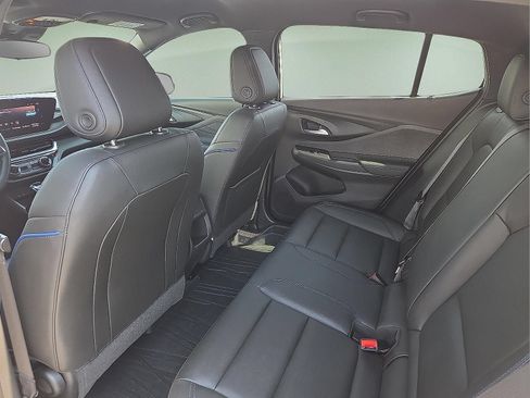Used 2024 Buick Envista Sport Touring w/ Convenience II Package FWD image 20