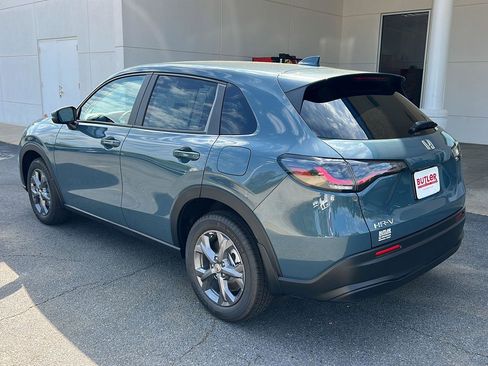 New 2026 Honda HR-V LX image 4