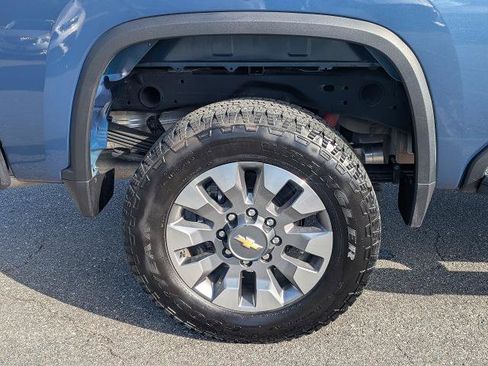 Used 2026 Chevrolet Silverado 2500 Custom w/ Custom Value Package AWD/4WD image 11