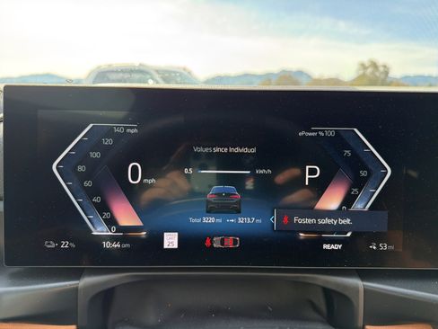 Used 2025 BMW i4 eDrive40 w/ Parking Assistance Package image 8