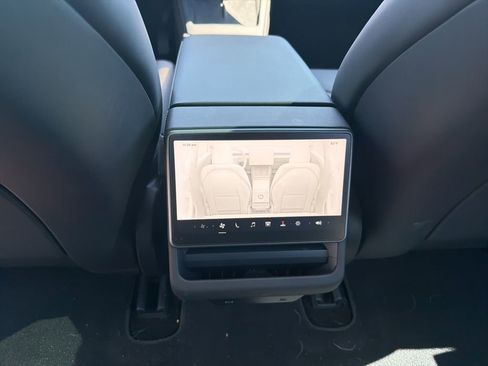 Used 2024 Tesla Model 3 Long Range AWD/4WD image 12