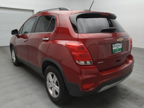 Used 2020 Chevrolet Trax LT w/ LT Convenience Package FWD image 5