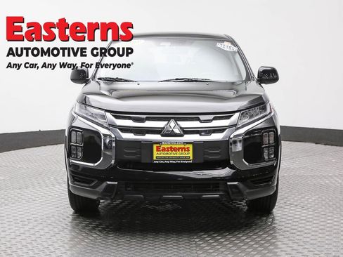 Used 2023 Mitsubishi Outlander Sport ES AWD/4WD image 2