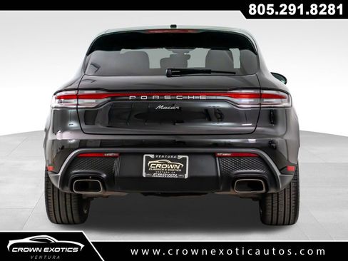 Used 2023 Porsche Macan Turbo image 6