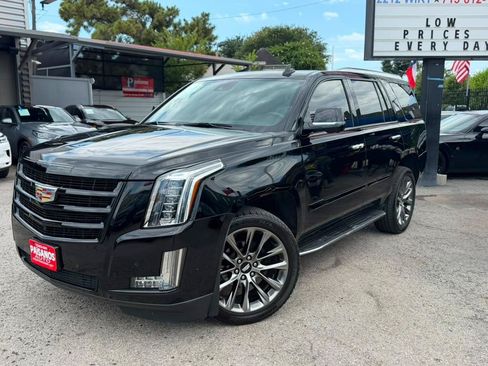 Used 2020 Cadillac Escalade Luxury w/ Escalade Sport Edition AWD/4WD image 2
