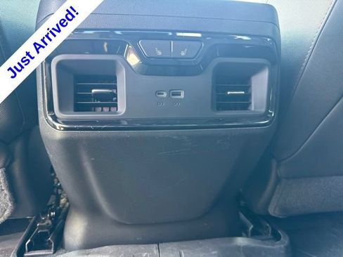Used 2023 Chevrolet Silverado 1500 ZR2 w/ Technology Package AWD/4WD image 17