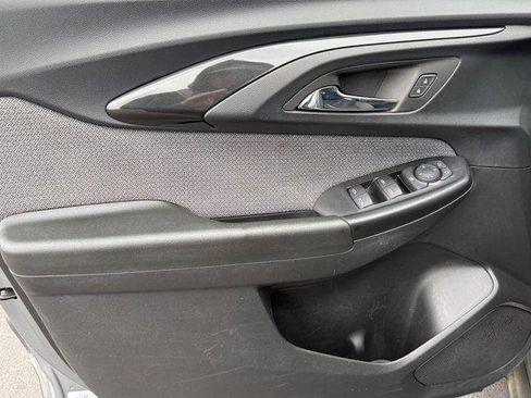 Used 2023 Chevrolet TrailBlazer LT w/ Convenience Package image 18