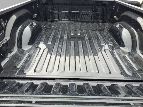 Used 2022 RAM 2500 Laramie image 32