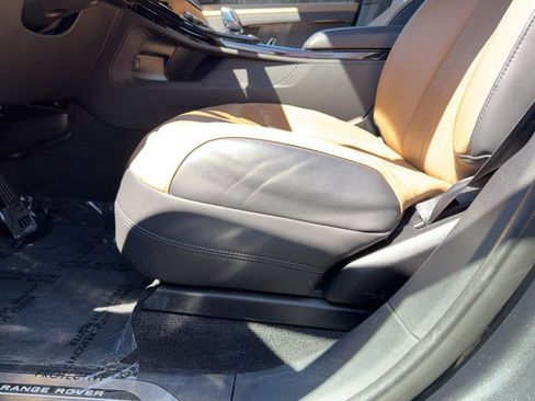 Used 2023 Land Rover Range Rover Sport SE Dynamic image 29