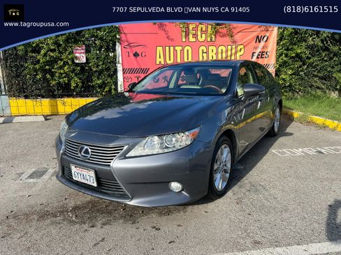 Used 2013 Lexus ES 300h w/ Luxury Pkg image 1