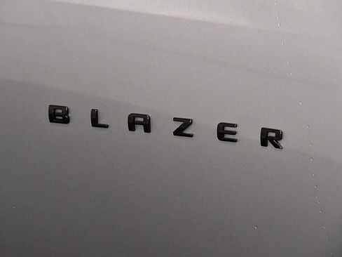 Used 2023 Chevrolet Blazer LT w/ Convenience Package AWD/4WD image 10