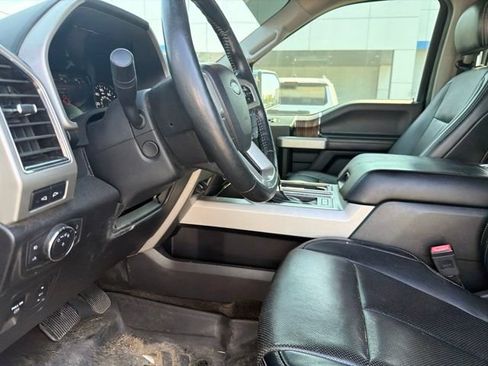 Used 2018 Ford F150 Lariat w/ Equipment Group 502A Luxury AWD/4WD image 43