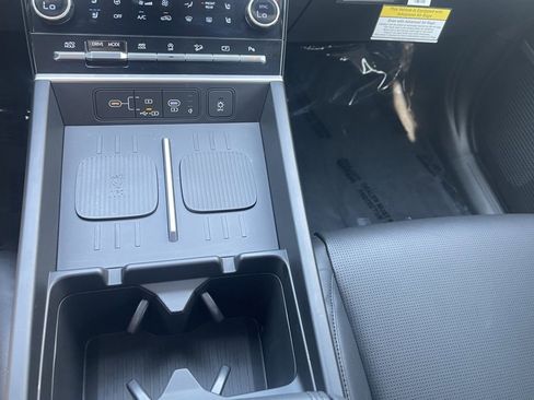 Used 2024 Hyundai Santa Fe Limited image 23