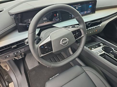 New 2025 Nissan Murano SL image 7