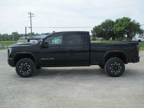 New 2026 GMC Sierra 2500 AT4X AWD/4WD image 9