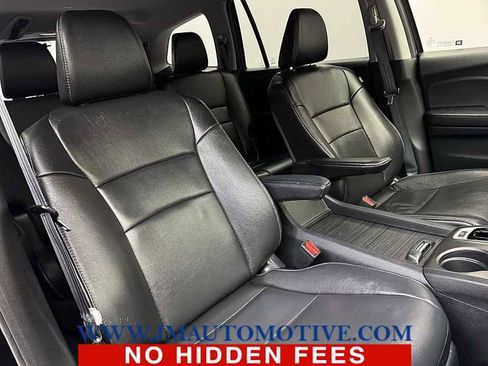 Used 2017 Honda Pilot EX-L image 24