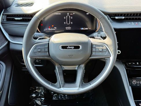 New 2026 Jeep Grand Cherokee L Limited AWD/4WD image 21