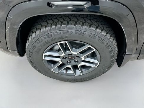 New 2026 GMC Terrain AT4 w/ Convenience Package III AWD/4WD image 32