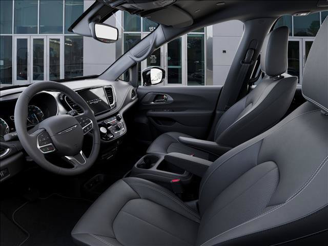 New 2027 Chrysler Pacifica Select w/ Family Tech Group AWD/4WD image 22