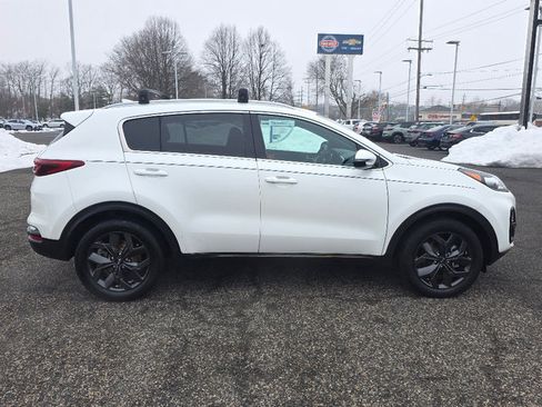 Used 2020 Kia Sportage S image 17