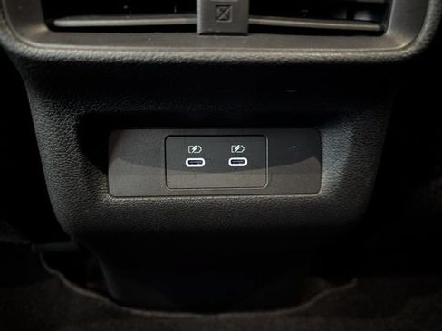 Used 2025 Nissan Murano SV AWD/4WD image 10