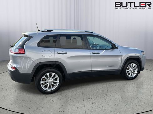 Used 2020 Jeep Cherokee Latitude FWD image 7